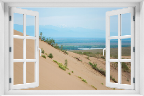 Fototapeta Naklejka Na Ścianę Okno 3D - Singing dune. Sand formation in Altyn Emel nature park in South Kazakhstan