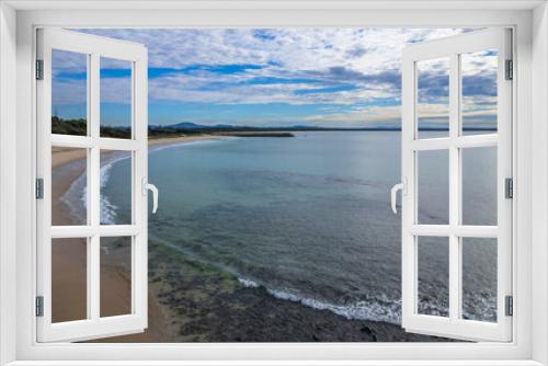 Fototapeta Naklejka Na Ścianę Okno 3D - Forster Main Beach Morning Seascape