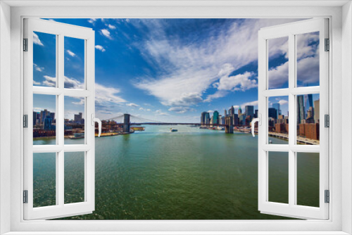 Fototapeta Naklejka Na Ścianę Okno 3D - East River, Brooklyn Bridge, and Financial District, New York