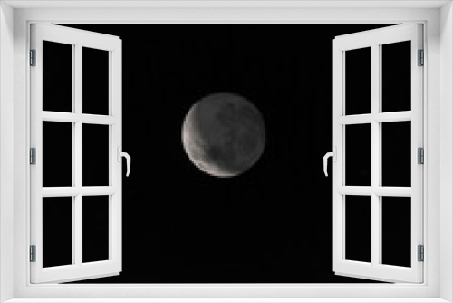 Fototapeta Naklejka Na Ścianę Okno 3D - Luna 3d en su fase creciente