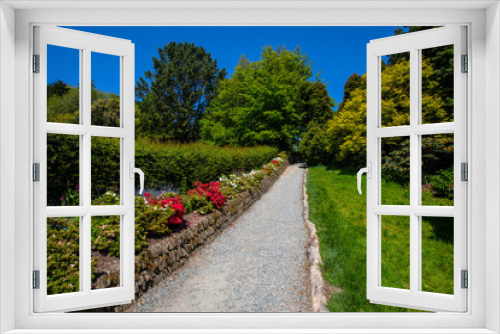 Fototapeta Naklejka Na Ścianę Okno 3D - Pathway in the Lost Gardens of Heligan in Cornwall, UK