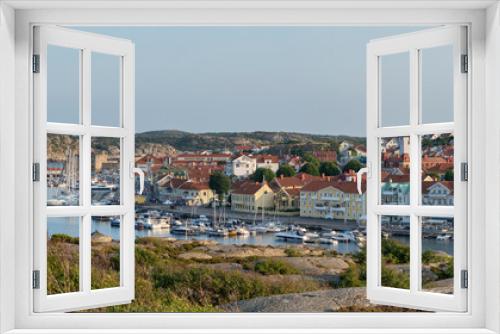 Fototapeta Naklejka Na Ścianę Okno 3D - Marstrand island panorama Scenery with Harbour and boats in the canal