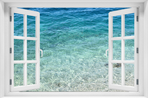 Fototapeta Naklejka Na Ścianę Okno 3D - Clean sea water with white gravel
