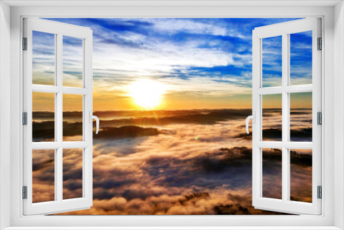 Fototapeta Naklejka Na Ścianę Okno 3D - beautiful sunrise