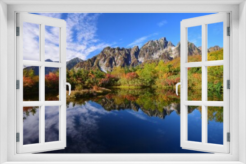 Fototapeta Naklejka Na Ścianę Okno 3D - 紅葉の裏剱　仙人池