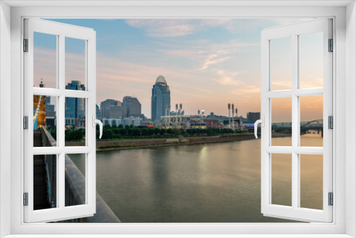 Fototapeta Naklejka Na Ścianę Okno 3D - Cincinnati, Ohio