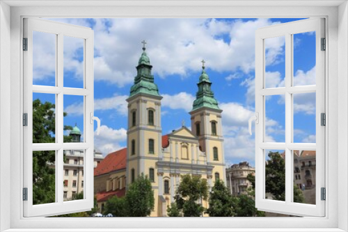 Fototapeta Naklejka Na Ścianę Okno 3D - Belvaros district skyline in Budapest