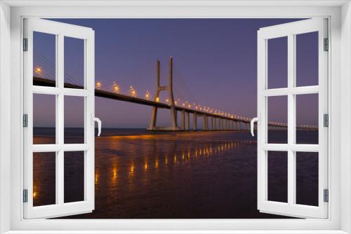 Fototapeta Naklejka Na Ścianę Okno 3D - Puente Vasco de gama (Lisboa-Portugal)
