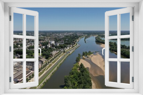 Fototapeta Naklejka Na Ścianę Okno 3D - survol d'Orléans et des bords de Loire