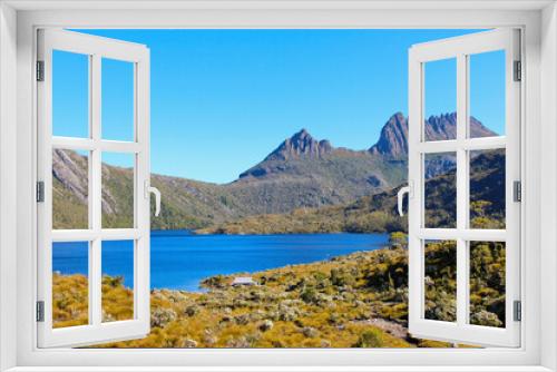 Fototapeta Naklejka Na Ścianę Okno 3D - View of Cradle Mountain and Dove Lake Tasmania Australia. No people, space for copy