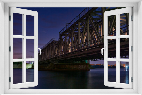 Fototapeta Naklejka Na Ścianę Okno 3D - Dawn over the railway bridge in Voronezh