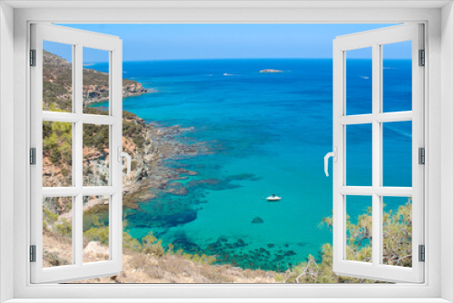 Fototapeta Naklejka Na Ścianę Okno 3D - top view of the Mediterranean Sea. Seascape with turquoise clear water
