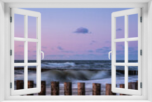 Fototapeta Naklejka Na Ścianę Okno 3D - Sunset on the sea coast