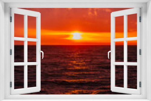 Fototapeta Naklejka Na Ścianę Okno 3D - Sunset on the sea coast