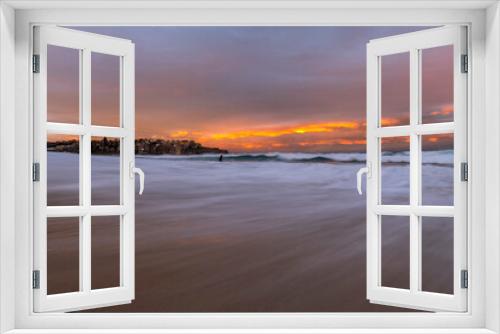 Fototapeta Naklejka Na Ścianę Okno 3D - Bondi Beach at sunrise, Sydney Australia