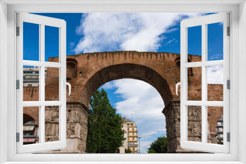 Fototapeta Naklejka Na Ścianę Okno 3D - ギリシャ　テッサロニキのガレリウスの凱旋門