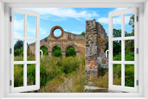 Fototapeta Naklejka Na Ścianę Okno 3D - Świętokrzyskie - Ruiny walcowni w Nietulisku Dużym