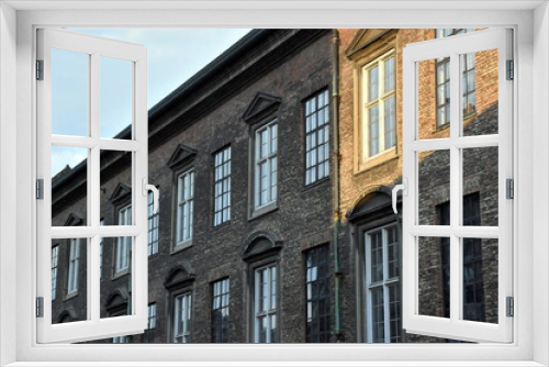 Fototapeta Naklejka Na Ścianę Okno 3D - Licht und Schatten an einer Hausfassade in Kopenhagen