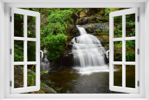 Fototapeta Naklejka Na Ścianę Okno 3D - Oothamparai Falls in Bodinayakanur, Tamilnadu