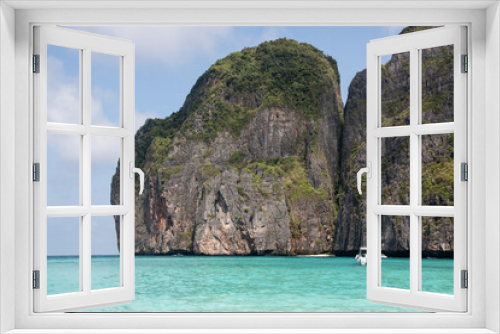 Fototapeta Naklejka Na Ścianę Okno 3D - beautiful Thai landscape sea, palm trees, surf