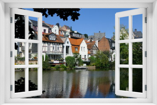 Fototapeta Naklejka Na Ścianę Okno 3D - Häuser an der Lahn in Marburg