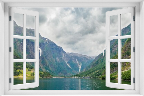 Fototapeta Naklejka Na Ścianę Okno 3D - Views from naeroyfjord boat cruise in Norway