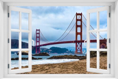 Fototapeta Naklejka Na Ścianę Okno 3D - San Francisco's Golden Gate Bridge
