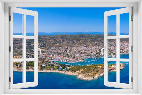 Fototapeta Naklejka Na Ścianę Okno 3D - View of the amazing island of Spetses, Greece.