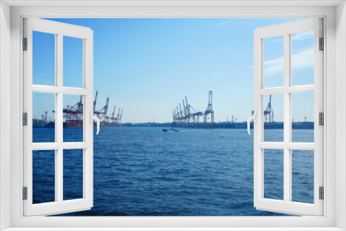 Fototapeta Naklejka Na Ścianę Okno 3D - 船の上から見える景色