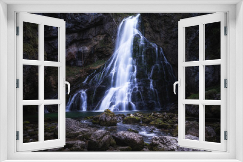 Fototapeta Naklejka Na Ścianę Okno 3D - Gollinger Waterfall