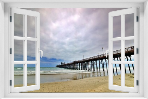 Fototapeta Naklejka Na Ścianę Okno 3D - Langes Holzpier am Pazifik in Südkalifornien