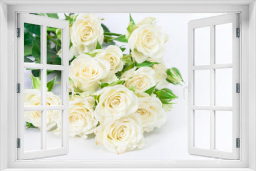Fototapeta Naklejka Na Ścianę Okno 3D - White roses