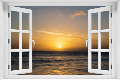 Fototapeta Naklejka Na Ścianę Okno 3D - sunset over the sea, Makaha Beach, Oahu, Hawaii