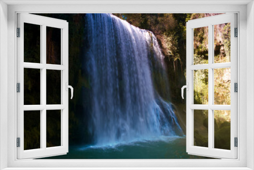 Fototapeta Naklejka Na Ścianę Okno 3D - wodospad rzeka woda natura rośliny skały monasterio de piedra