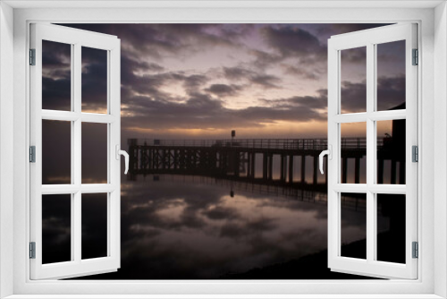 Fototapeta Naklejka Na Ścianę Okno 3D - Luss Pier at Sunrise