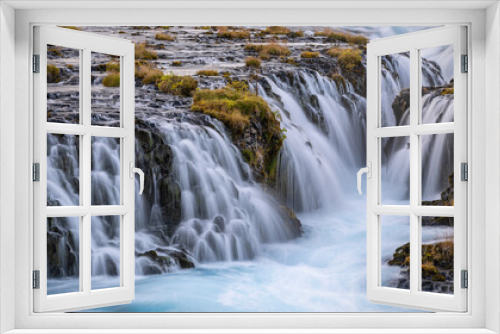 Fototapeta Naklejka Na Ścianę Okno 3D - bruarfoss waterfall, iceland