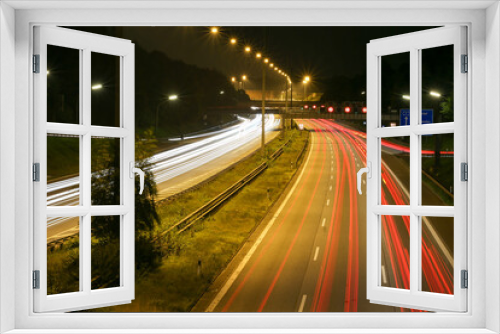 Fototapeta Naklejka Na Ścianę Okno 3D - traffic on highway at night