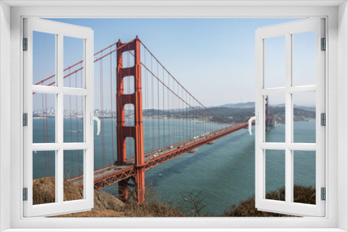 Fototapeta Naklejka Na Ścianę Okno 3D - Classic view of the Golden Gate Bridge, San Francisco, California, U. S. A.