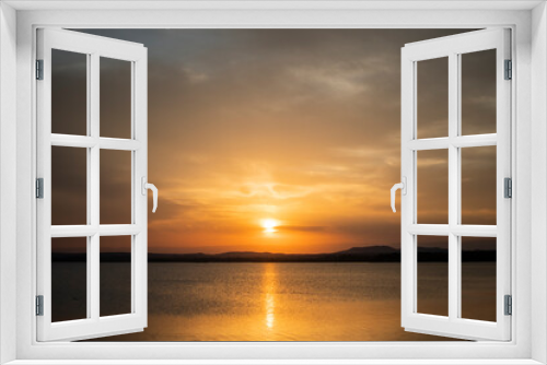 Fototapeta Naklejka Na Ścianę Okno 3D - Sunset at Lake