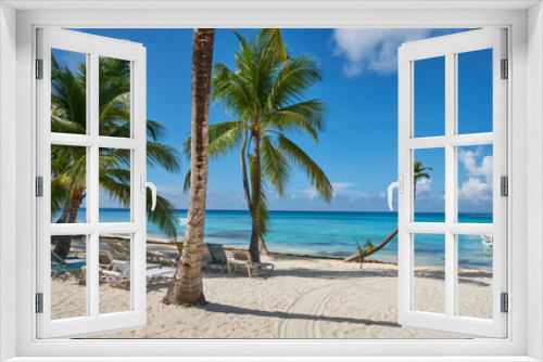 Fototapeta Naklejka Na Ścianę Okno 3D - Beautiful seascape. Saona Island and the Caribbean Sea.