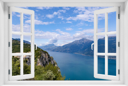 Fototapeta Naklejka Na Ścianę Okno 3D - View of Lake Garda from Tremosine