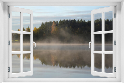 Fototapeta Naklejka Na Ścianę Okno 3D - autumn fog on the lake