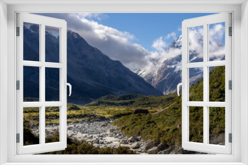 Fototapeta Naklejka Na Ścianę Okno 3D - New Zealand - Mount Cook / Aoraki National Park - Melting water coming down the mountain