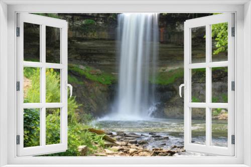 Fototapeta Naklejka Na Ścianę Okno 3D - minnehaha falls in minneapolis, mn