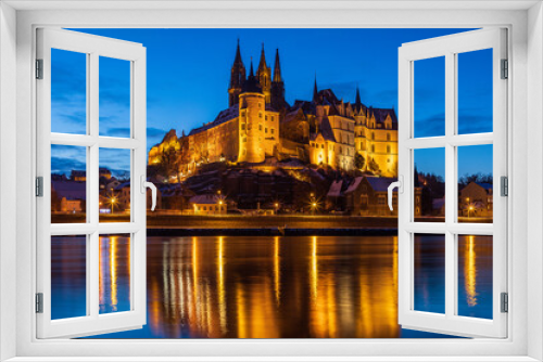 Fototapeta Naklejka Na Ścianę Okno 3D - Meißen im Winter mit Elbe und Burg, Dom und Albrechtsburg