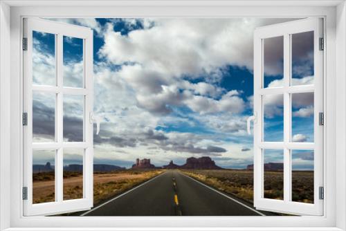 Fototapeta Naklejka Na Ścianę Okno 3D - Amazing road and sky. Classic way to the Monument Valley