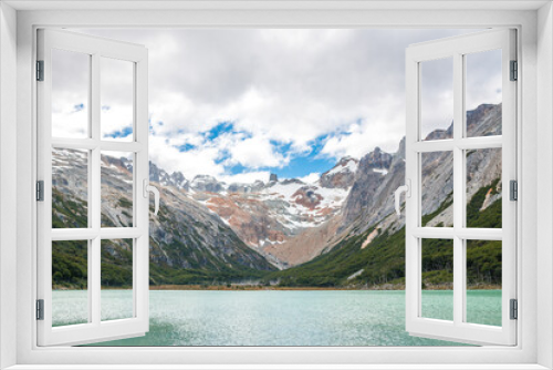 Fototapeta Naklejka Na Ścianę Okno 3D - View of Laguna Esmeralda in summer, Ushuaia Patagonia