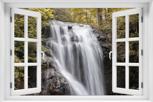 Fototapeta Naklejka Na Ścianę Okno 3D - Waterfall in the autumn