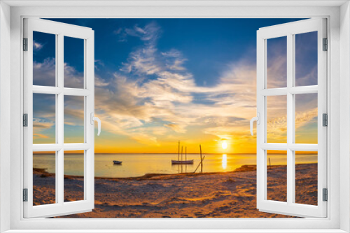 Fototapeta Naklejka Na Ścianę Okno 3D - Panorama zachodu słońca