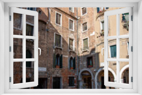 Fototapeta Naklejka Na Ścianę Okno 3D - Small Square in Cannaregio District, Venice